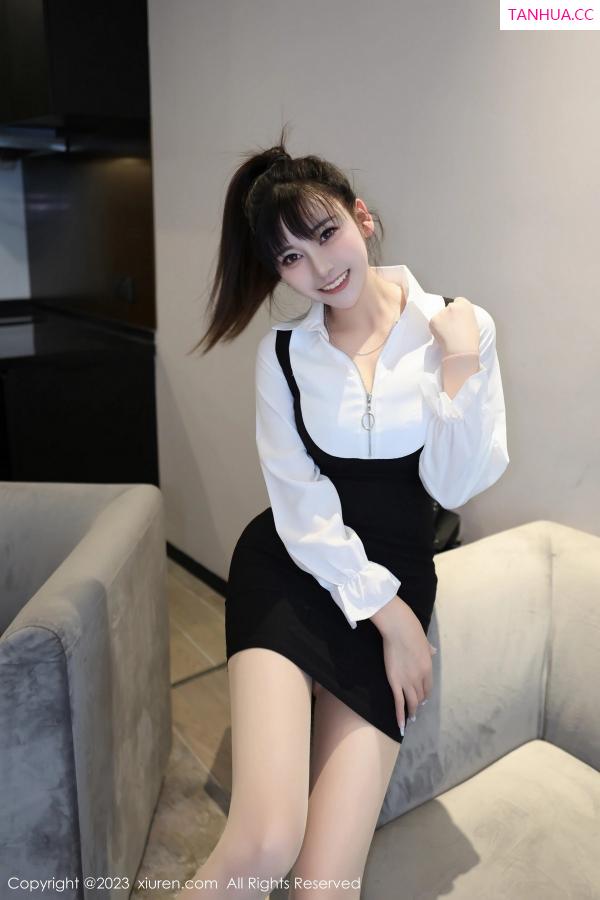 夏希子  [XiuRen]高清写真图 2023.05.09 No.6700 夏希 新人美腿第3张图片